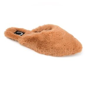 Cozy Tan Faux Fur Women's Slippers Size 8